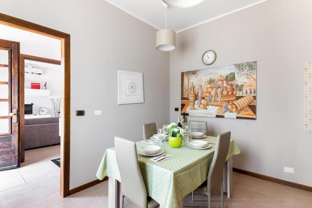 Ferienwohnung “Casa Moderna Con Parcheggio Privato” Imola Exterior foto